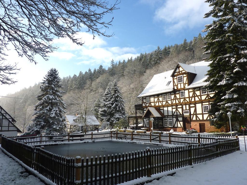 Hof Guttels Waldgasthof Ferienpension Rotenburg an der Fulda Eksteriør billede